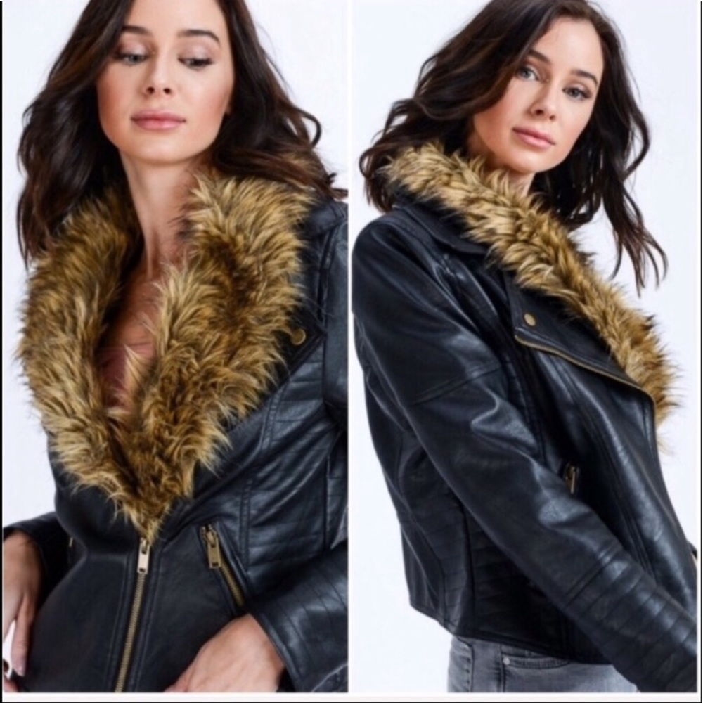 Leather Moto Jacket W/Removable Fur Collar - Picture 4 of 6